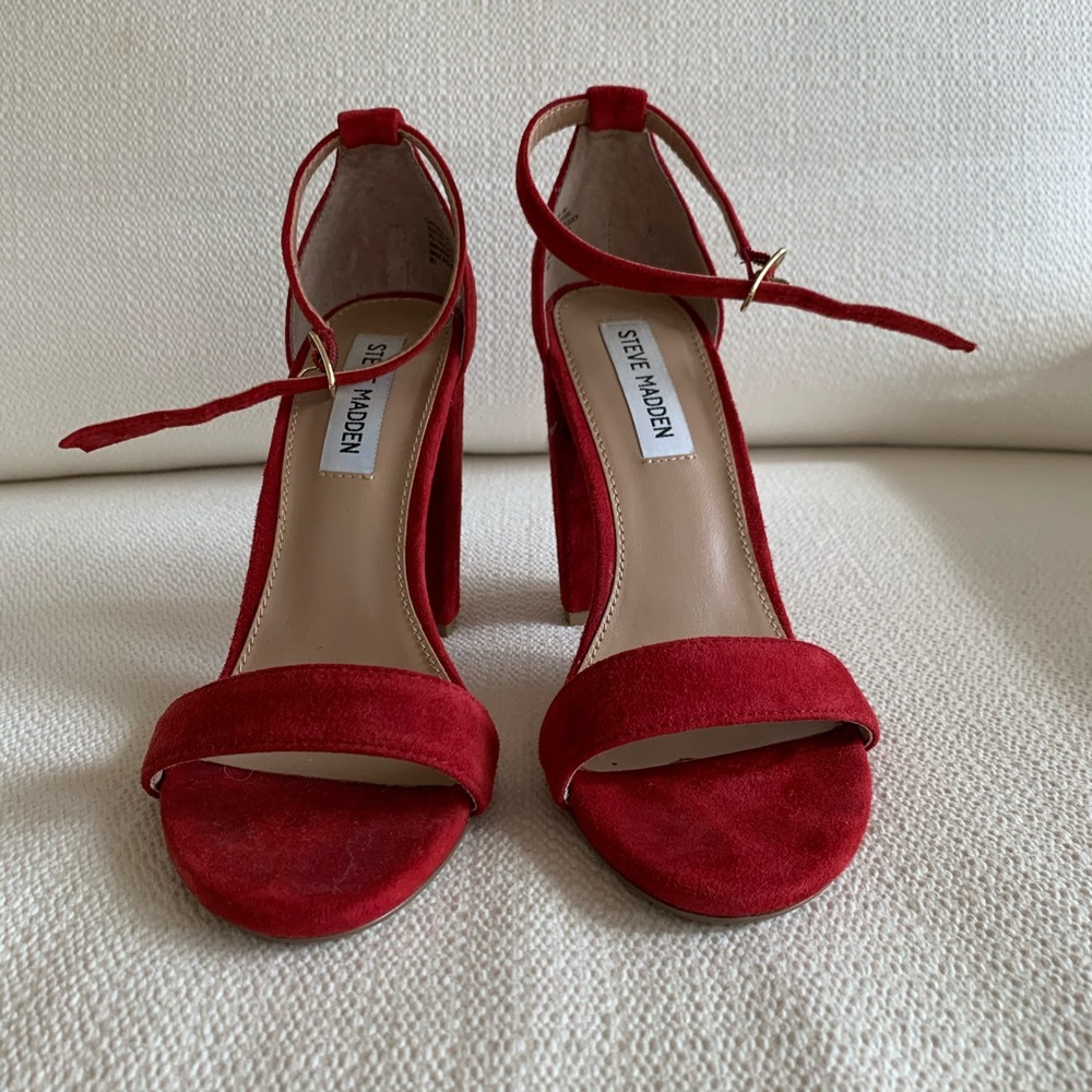 STEVE MADDEN ANKLE STRAP HEELS